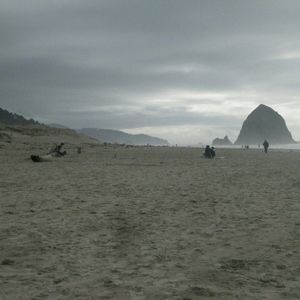 Meet your Posher, Monika